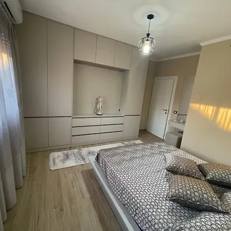 Living Apartment *
